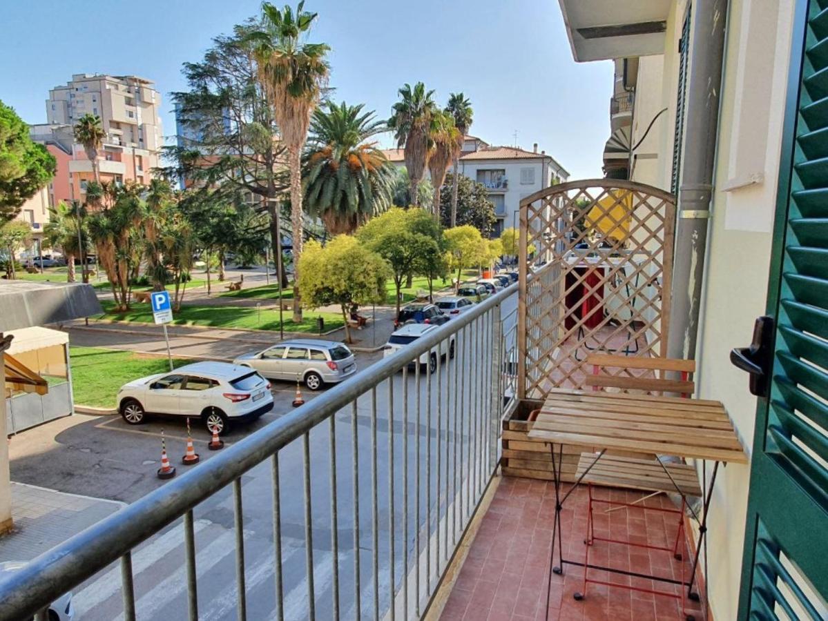 Affittacamere Casa Cynda Follonica Buitenkant foto